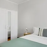 Апартаменты Gaia Comfort Living Balcony & Metro *