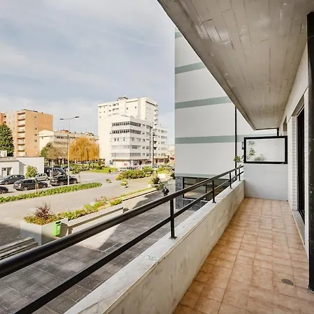 Gaia Comfort Living Balcony & Metro Vila Nova de Gaia