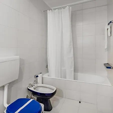 Gaia Comfort Living Balcony & Metro