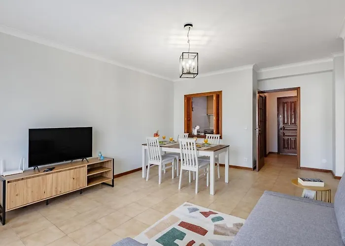 Gaia Comfort Living Balcony & Metro