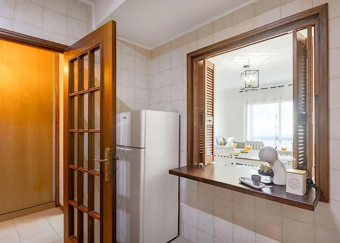 Gaia Comfort Living Balcony & Metro