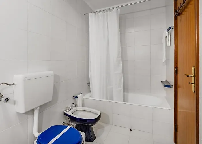 Gaia Comfort Living Balcony & Metro